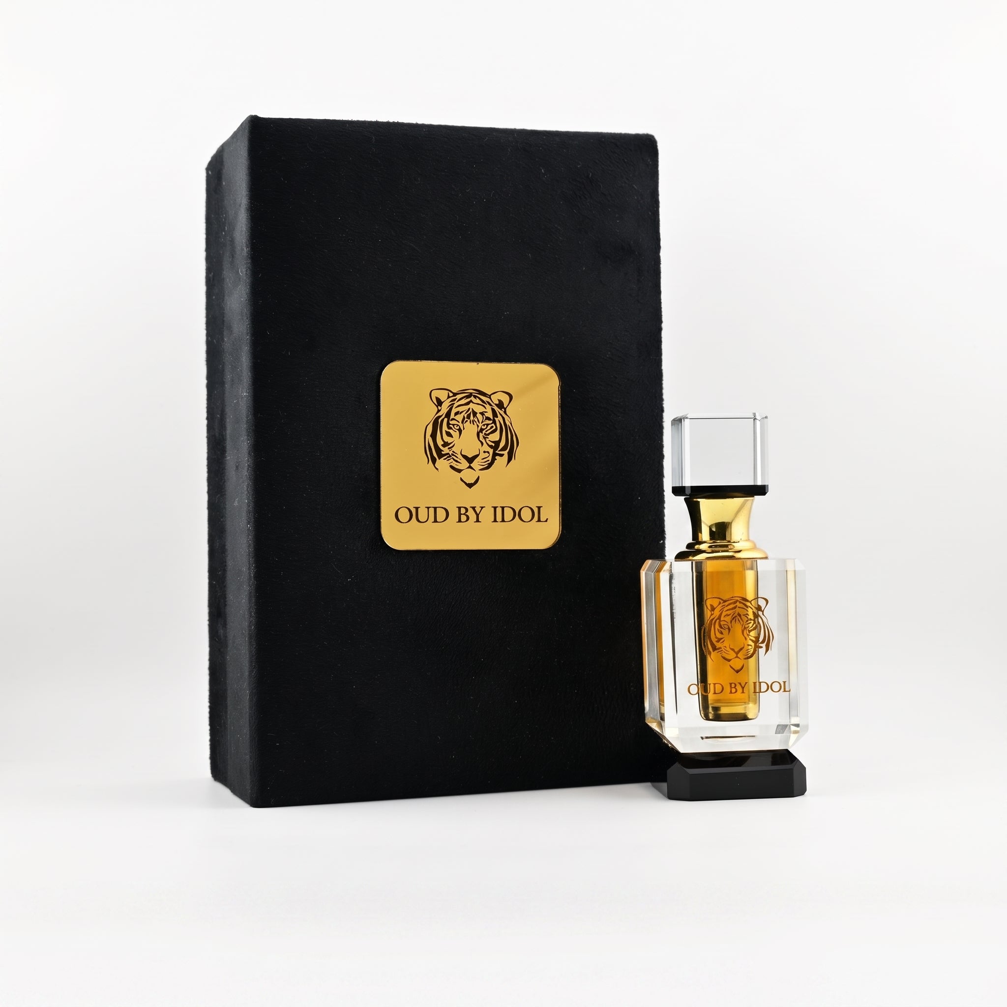 AURA OF OUD – A Timeless Expression of Elegance